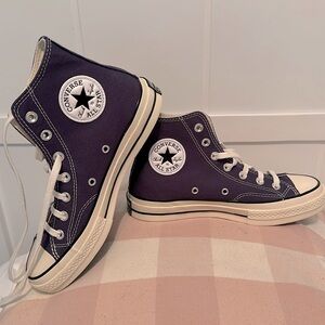 Converse high top, never worn